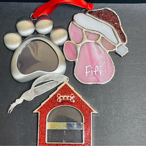 Harvey Lewis Enameled Dog House Swarovski Crystals, Paw Frame, Stained Glass Paw - Picture 1 of 8